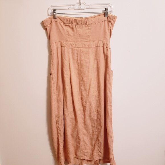 BDG Linen/Rayon Strapless Dress...10 - Picture 4 of 7